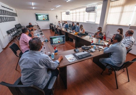 Em parceria Sedetur, SSP e Ufal discutem projeto de implantação de energia renovável