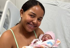 Bebê nasce nos primeiros minutos de 2026 na rede pública de Alagoas