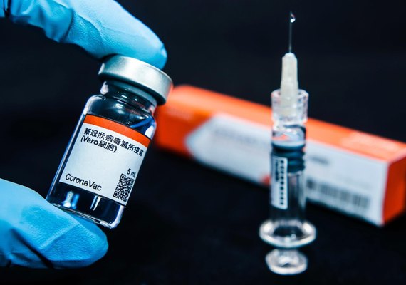 Butantan diz que exportará 54 mil doses caso Governo Federal não solicite