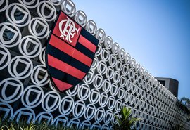 Flamengo faz exames e 38 funcionários testam positivo para a covid-19