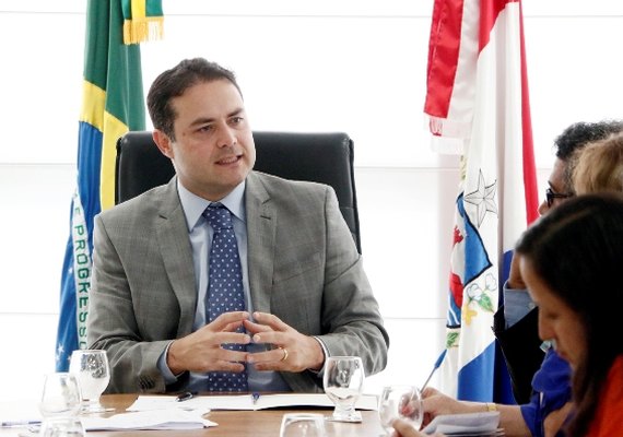 Governador de AL anuncia construção de barragens no Alto Sertão