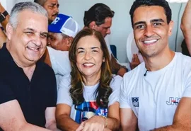 Gaspar avança em aliança com JHC sem exigir apoio a Flávio Bolsonaro