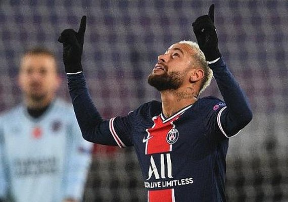 Neymar ganha prêmio de jogador e gol da semana na Liga dos Campeões