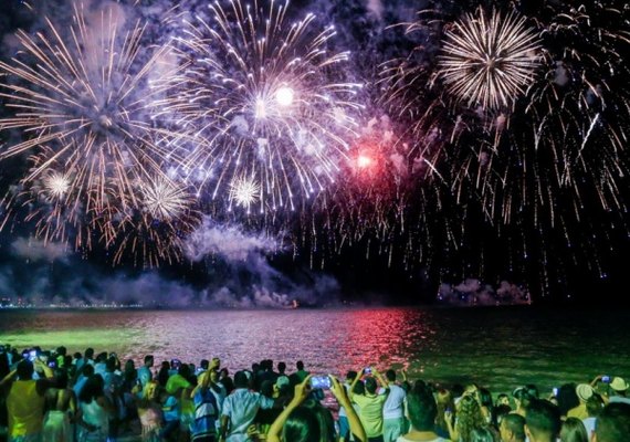 Maragogi permanecerá com a tradicional queima de fogos na virada