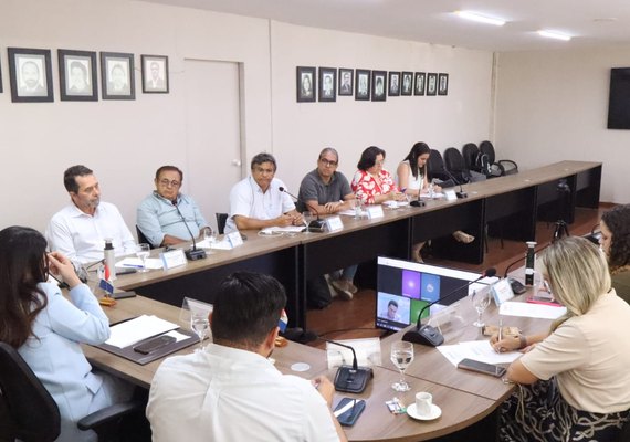 Unicafes-AL marca presença durante reunião do CONECOOP em Maceió