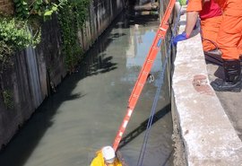 Homem é encontrado morto dentro do Riacho do Sapo, em Maceió