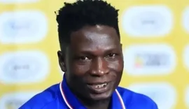 Jogador da seleção de Uganda morre após agressão durante assalto em Kampala