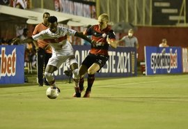 CRB empata com o Vitória e está na liderança do grupo A