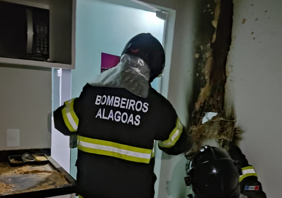 Incêndio atinge quatro apartamentos em Maragogi na noite dessa terça-feira (21)