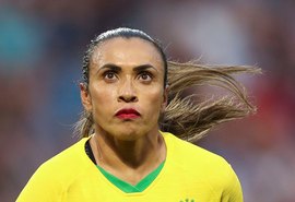 Brasil perde para França e discurso de Marta emociona