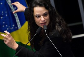 Janaina pede impeachment de Toffoli por beneficiar Flávio Bolsonaro