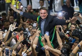 Movimentos em apoio a Bolsonaro são organizados