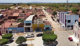 Bebê de quatro meses morre após colisão em AL; criança estava no colo da mãe