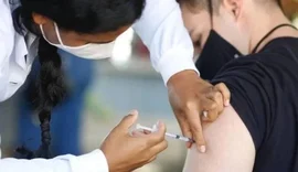 Saúde retoma acordo com Butantan e compra 2,6 mi doses de Coronavac