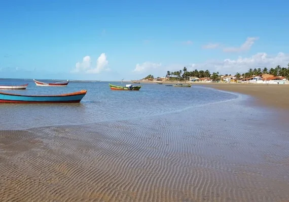 MPF proíbe tráfego de veículos na Praia do Pontal do Peba, em Piaçabuçu
