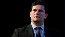 Moro suspende decisão de desembargador que liberou Lula