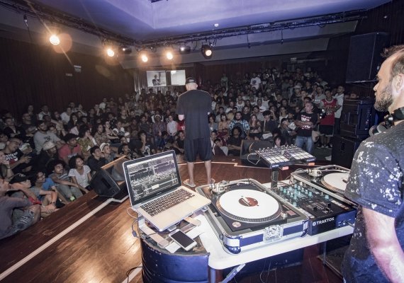 Hip-hop e Stand-up marcam celebração dos 47 anos do Teatro de Arena Sérgio Cardoso