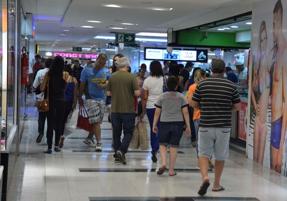 Vendas em shoppings crescem 7,9% em 2019