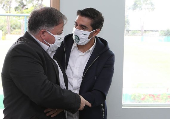 Palmeiras trabalha por mais reforços do exterior até segunda-feira