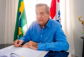 PDT pressiona Ronaldo Lessa a disputar o Senado em 2026