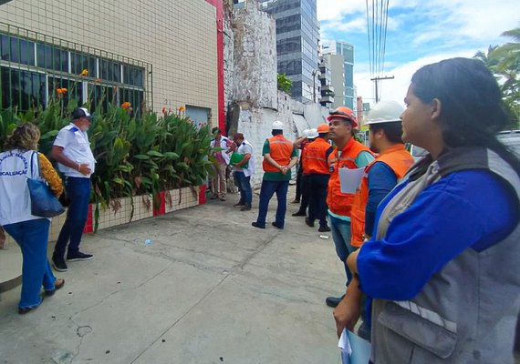 Restaurante é notificado por falta de manutenção predial no bairro da Pajuçara