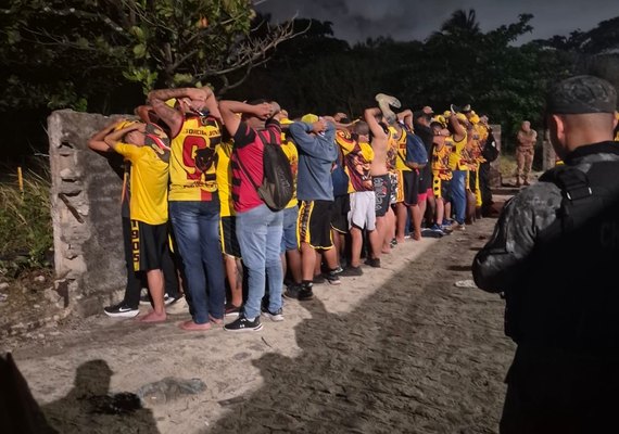 Justiça suspende organizadas de CSA, CRB e Sport de ir aos estádios