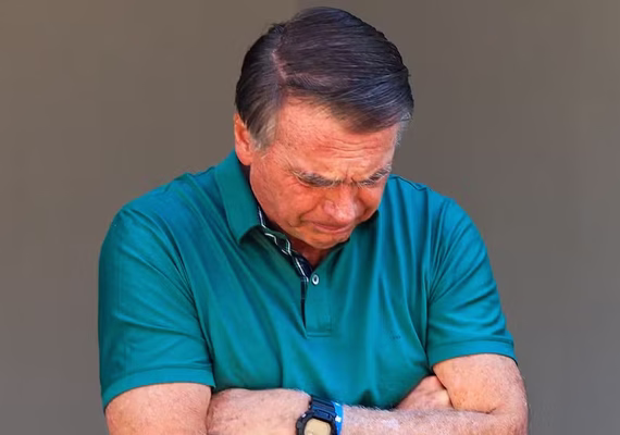 STF forma maioria e mantém pena de 27 anos para Bolsonaro por trama golpista