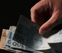 INSS começa a pagar 13º para aposentados e pensionistas que recebem acima do mínimo