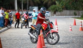 Detran abre 375 vagas extras para exame prático de moto em Alagoas