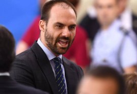 “São uns filhos da p*”, argumenta Eduardo Bolsonaro