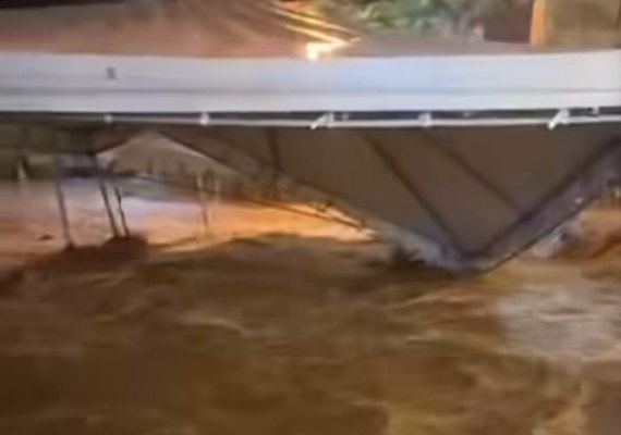 Temporal provoca transtornos e alagamentos em Piranhas-AL