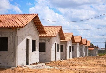 Senado analisa projeto para proteger vítimas expulsas por facções