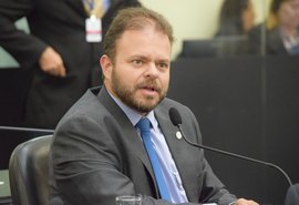 Deputado sai de partido de Lira e diz que é hora de iniciar “uma nova caminhada”