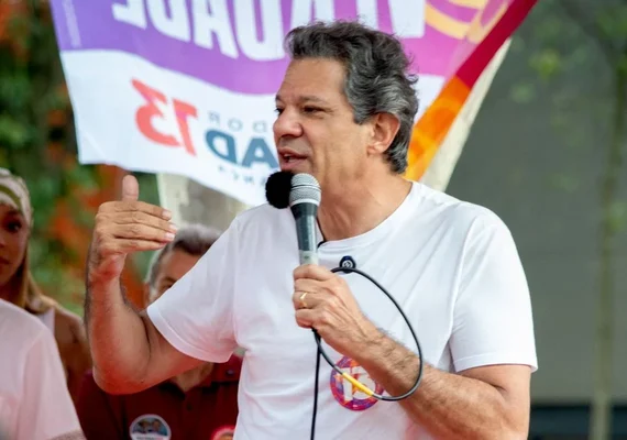 Fernando Haddad destaca papel do Brasil como mediador global em ato de campanha