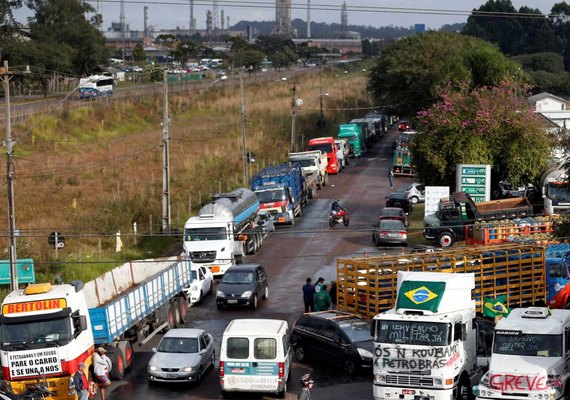 Perdas com greve de caminhoneiros apontam R$ 9,5 bi em cinco dias