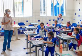 Maceió suspende aulas na rede municipal de ensino devido às chuvas