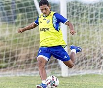 CSA encerra treinos em Maceió e viaja para enfrentar Atlético de Alagoinhas