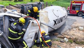 Motorista fica preso às ferragens em acidente na divisa entre AL e PE