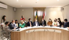 Assembleia inicia análise dos projetos sobre PCCS dos servidores públicos