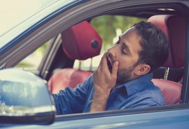 Perigo no trânsito: privação do sono representa risco para motoristas profissionais
