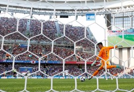 Três países brigam pelas duas últimas vagas nas oitavas de final