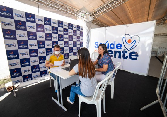 Serviços de saúde atendem bairros de Maceió nesta segunda (12)