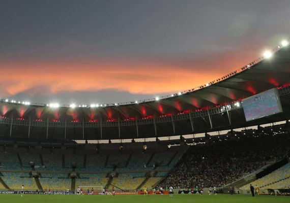 Witzel anuncia rompimento de contrato de concessão do Maracanã
