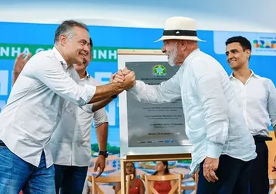 Renan Filho fala como estadista e sela aliança com Lula em Maceió