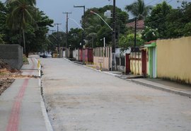 Prefeitura inaugura pavimentação da Avenida Divaldo Suruagy, na Barra Nova