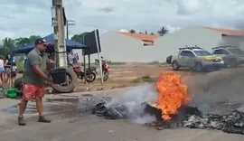 Protesto interdita AL-110 em Arapiraca após morte de pedestre