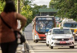 Entidades se posicionam contra regulamentação de táxi-lotação