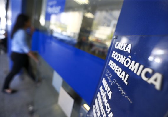 Caixa começa a pagar PIS a trabalhadores nascidos em dezembro