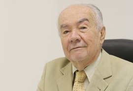 Morre aos 81 anos o jornalista Vladimir Calheiros