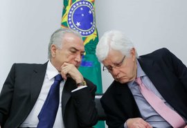 Lava Jato exibe conversa entre Temer e Moreira horas antes da prisão